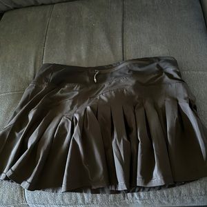Lululemon Black tennis Skort size 4
